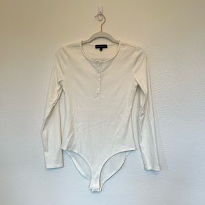 White long sleeve ribbed bodysuit